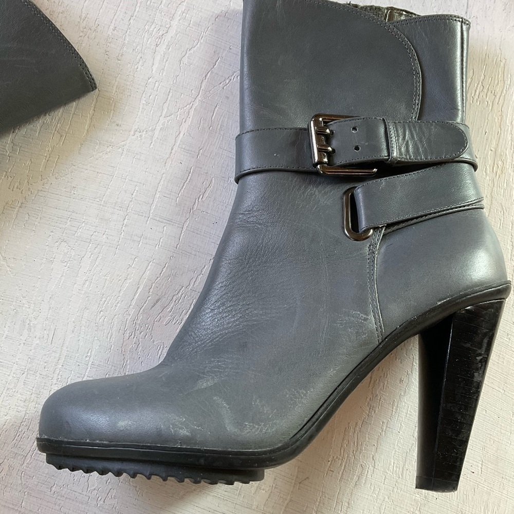 DKNYC Ankle Boots Heeled Booties Ardis Heather Grey Rounded Toe Women’s Size 6 - Picture 4 of 12